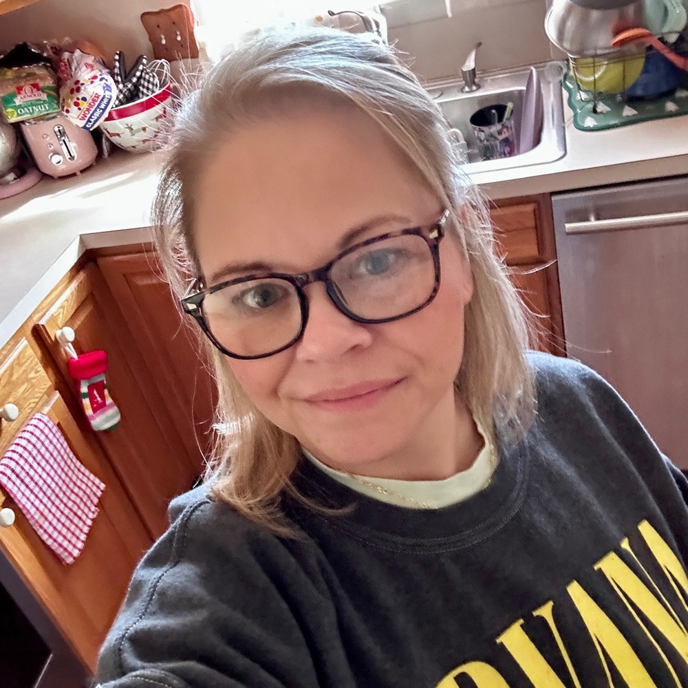 Meet your Posher, Chrissy